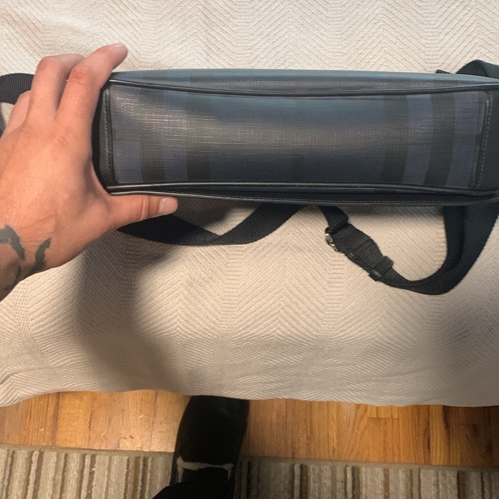 NWOT Burberry Navy/Black Plaid Bruno Messenger Bag - Picture 10 of 10